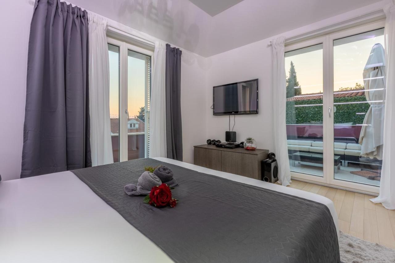 Villa M Dramalj Bagian luar foto