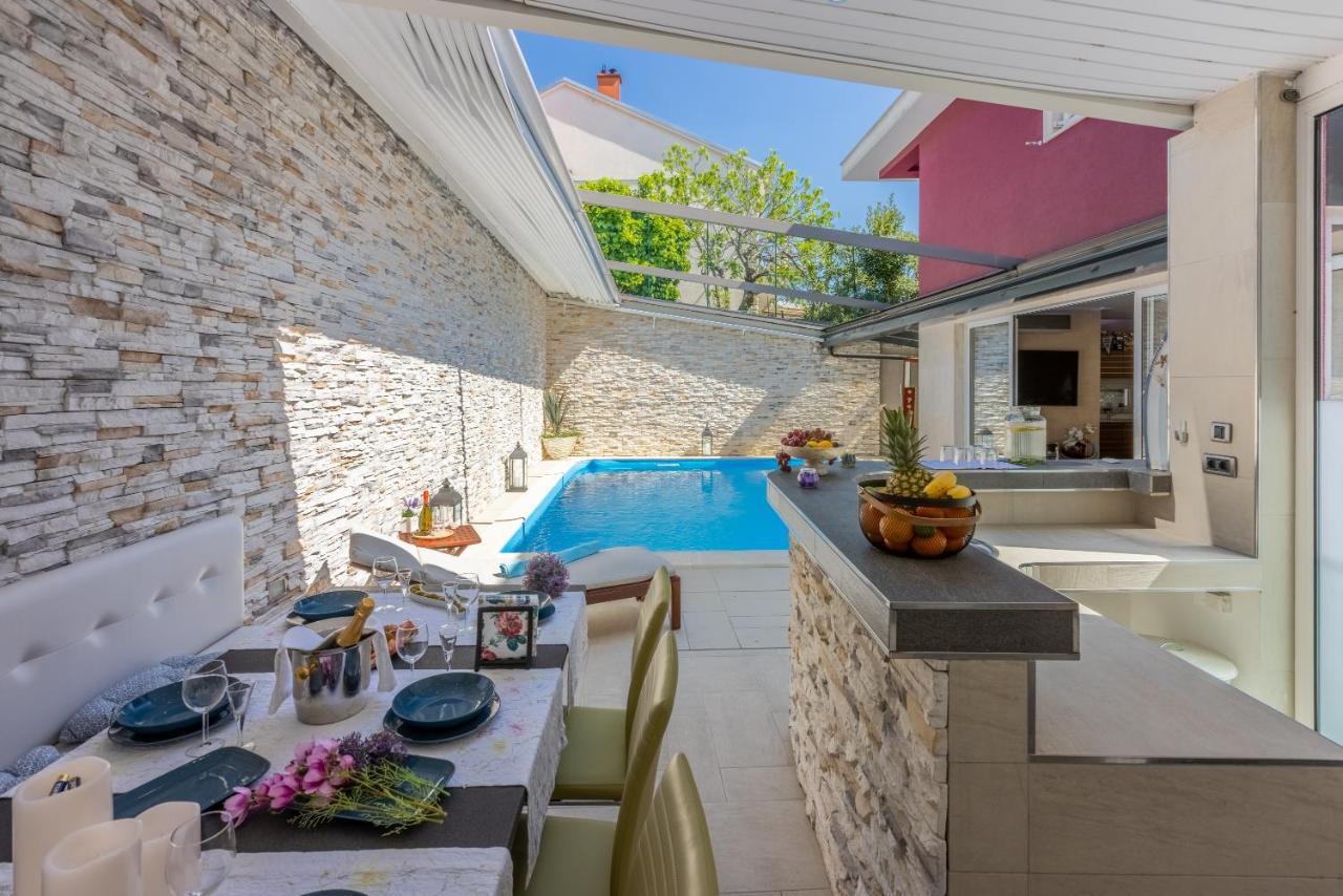 Villa M Dramalj Bagian luar foto